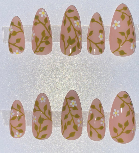 Tan/Nude Flower Nail Set